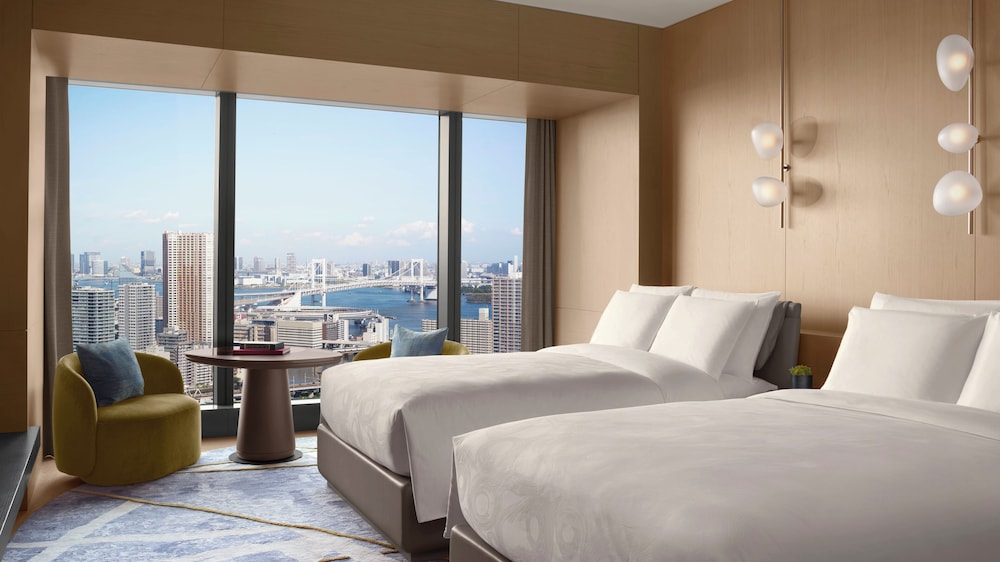 ルーム ダブルベッド 2 台 禁煙 客室1 | JWマリオット・ホテル東京