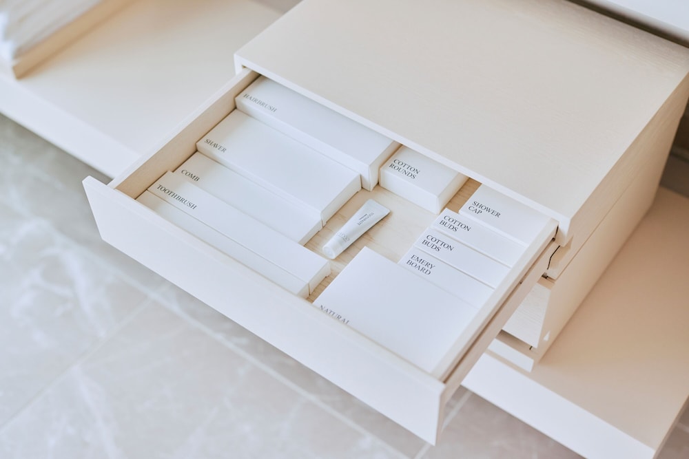 デラックス ルーム キングベッド 1 台 (Urban) 客室1 | JWマリオット・ホテル東京