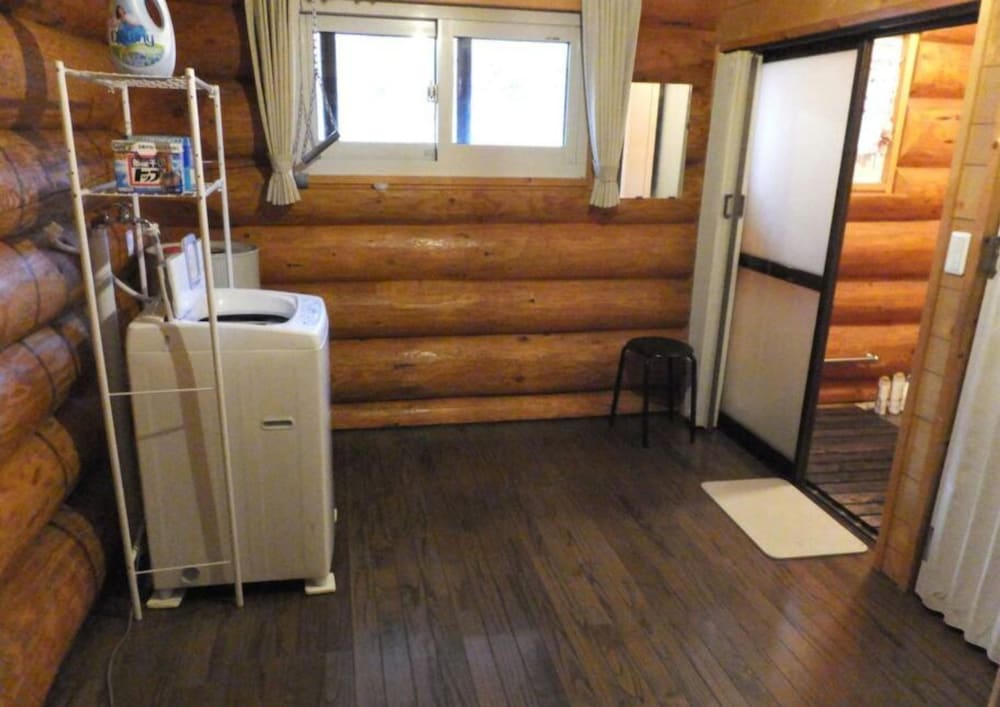 ルーム 客室10 | 登別ログハウス