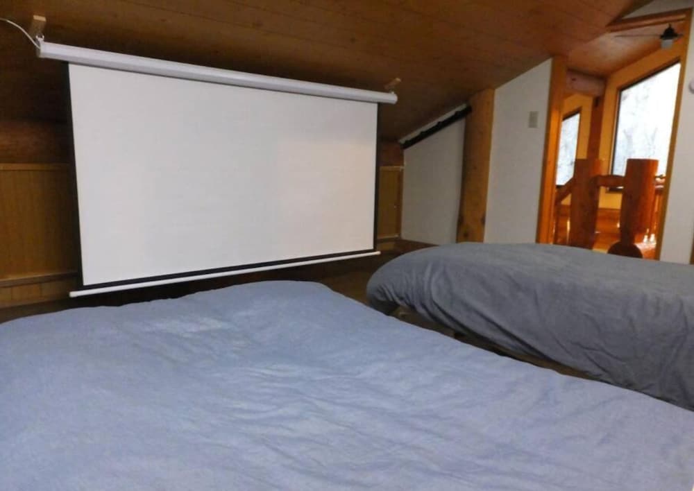 ルーム 客室7 | 登別ログハウス