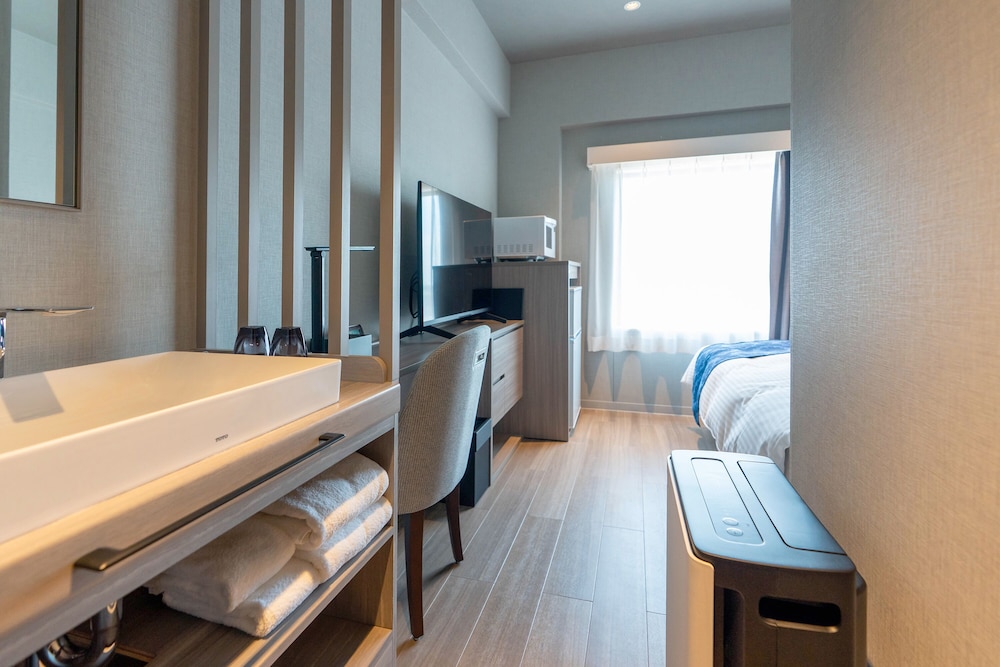 ダブルルーム（シャワーのみ） 客室2 | HOTEL R9 Premium 川俣駅前