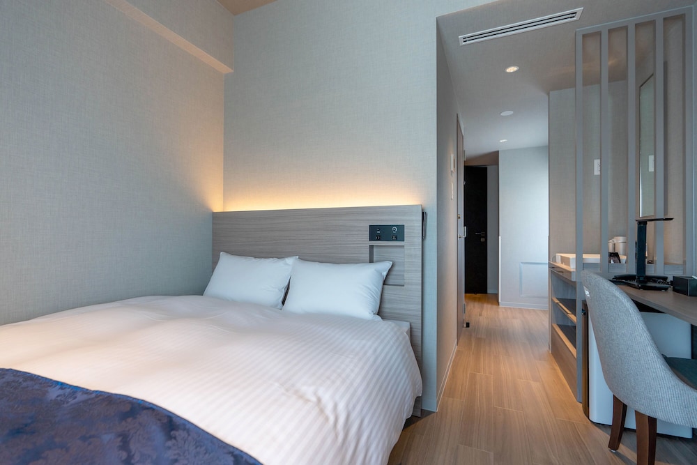 ダブルルーム（シャワーのみ） | HOTEL R9 Premium 川俣駅前