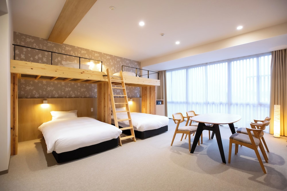 ベーシック 4 人部屋 禁煙 | UDONnaHOTEL琴平