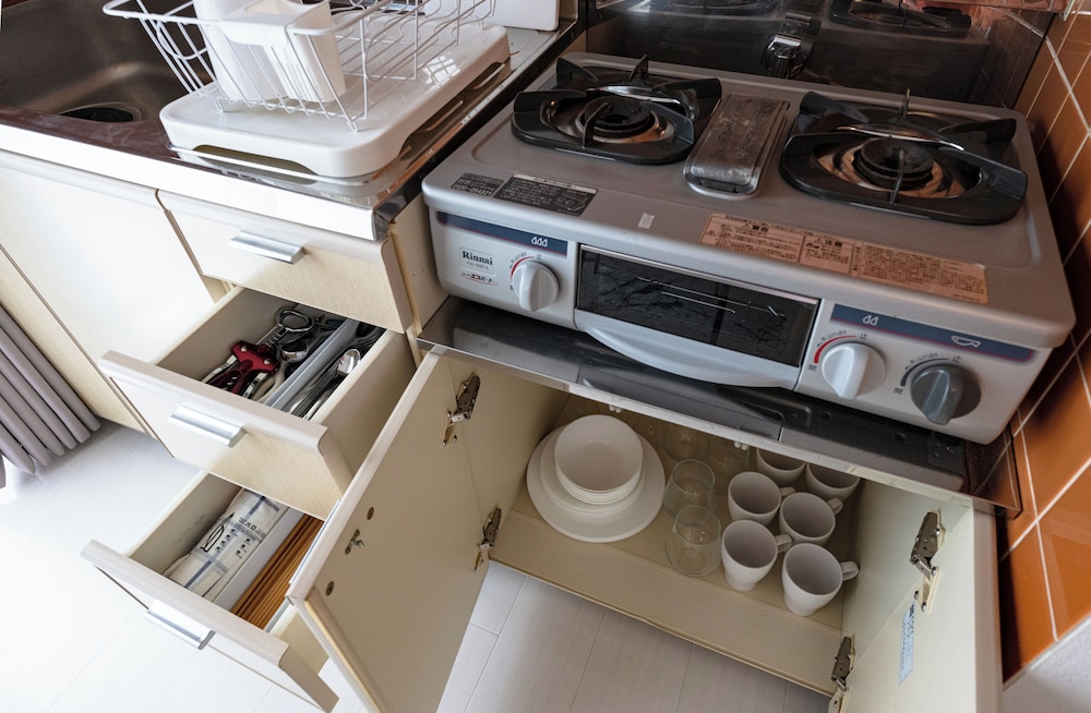 アパートメント 専用キッチン0 | プリネッツ新宿ビル4F