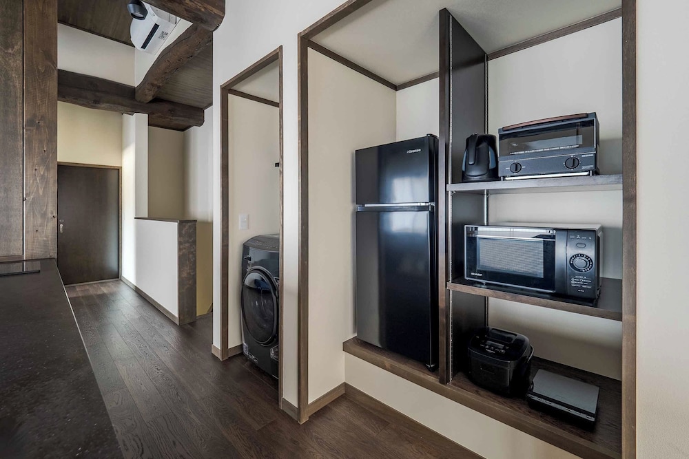 トラディショナル ハウス 4 ベッドルーム キッチン ガーデンビュー 電子レンジ0 | Nananohi Machiya House