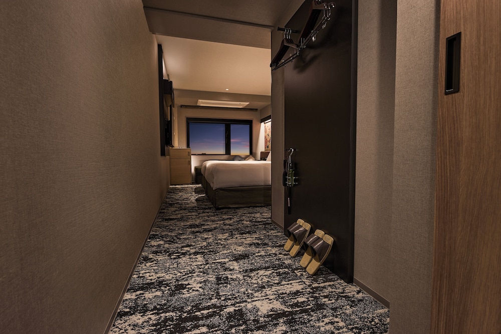 スーペリアツインルーム エキストラベッド付 禁煙 客室2 | アンカード・バイ・リーガ　大阪なんば