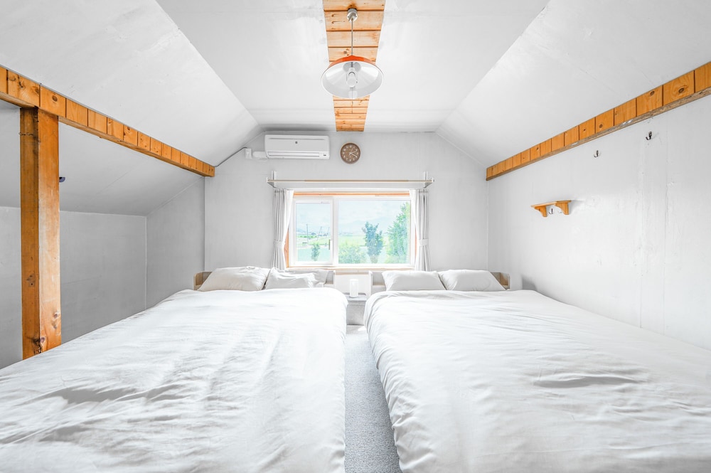 客室1 | PEACE GARDEN FURANO