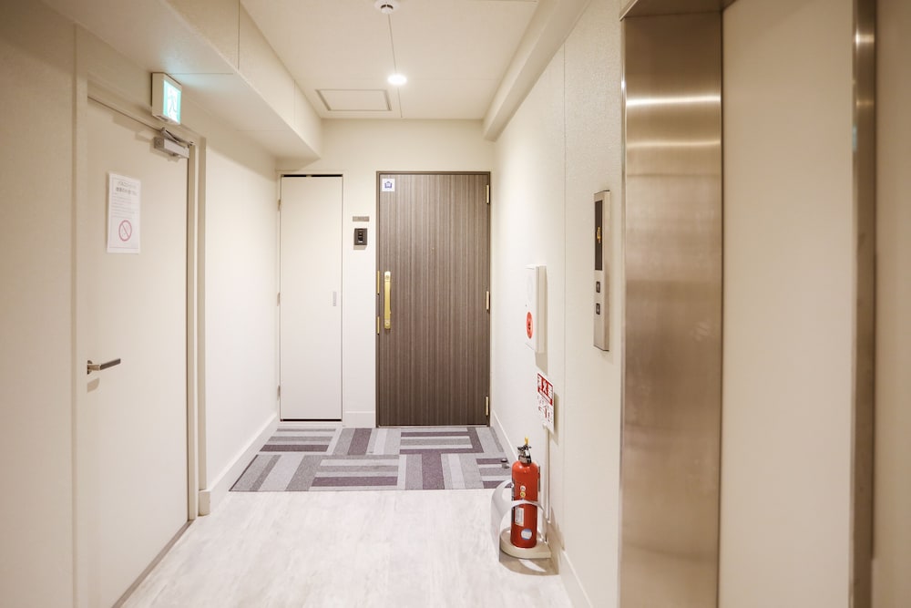 ロビー1 | DL SHINSAIBASHI