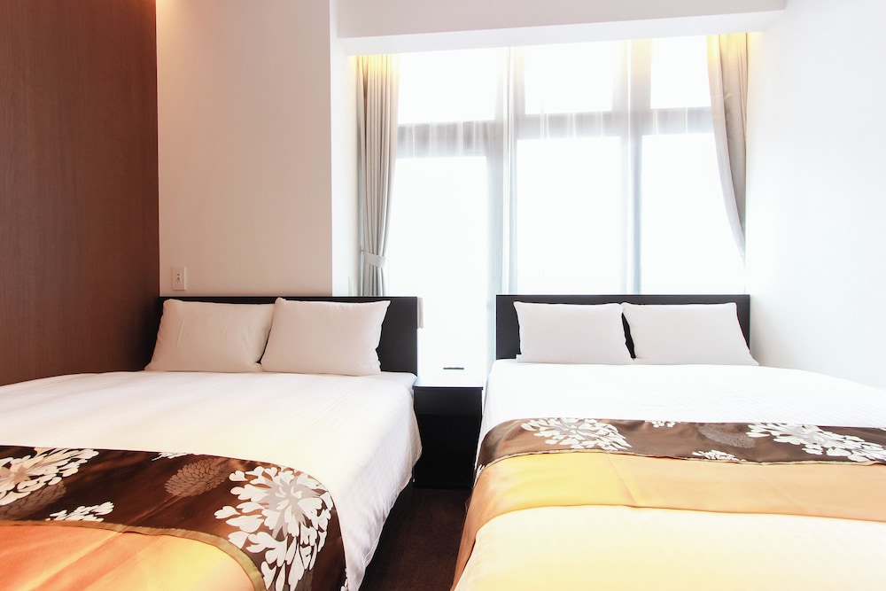 コンフォート 4 人部屋 客室4 | The Arbor Hotel