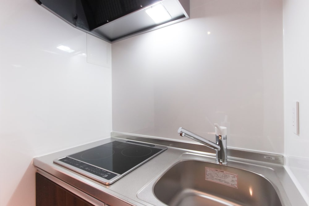 コンフォート 4 人部屋 専用キッチン0 | The Arbor Hotel