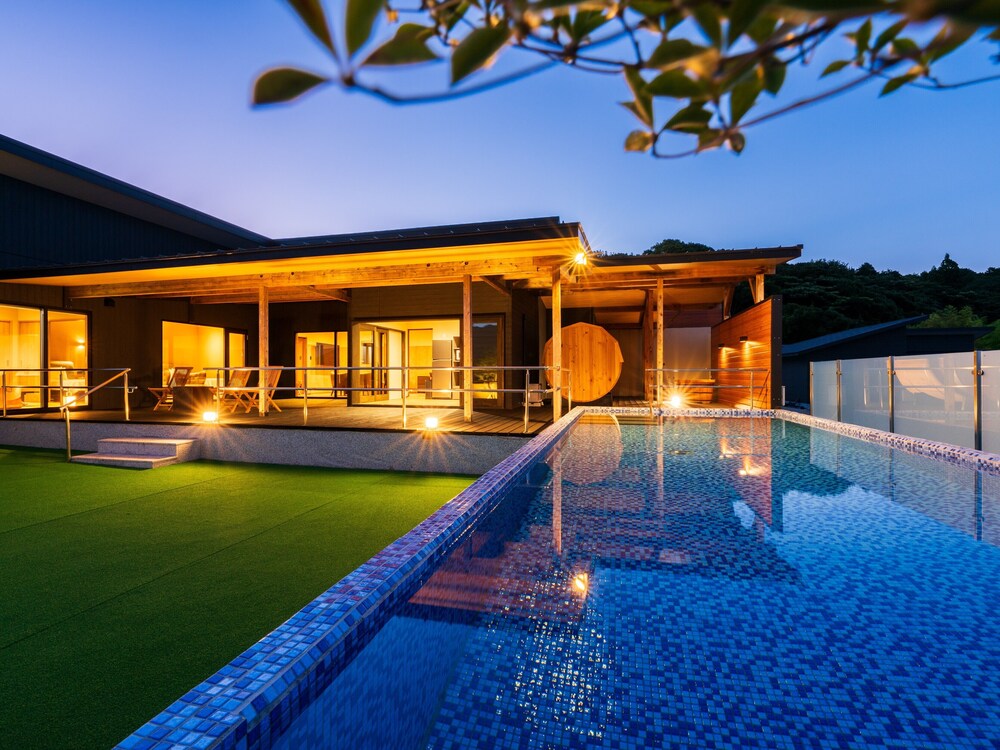 [スイートヴィラ／和洋室] 温泉・サウナ・夏期限定プール付 禁煙 客室17 | 別館 うみね