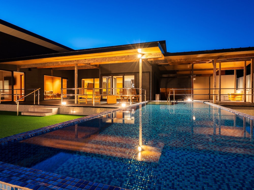 [スイートヴィラ／和洋室] 温泉・サウナ・夏期限定プール付 禁煙 客室19 | 別館 うみね