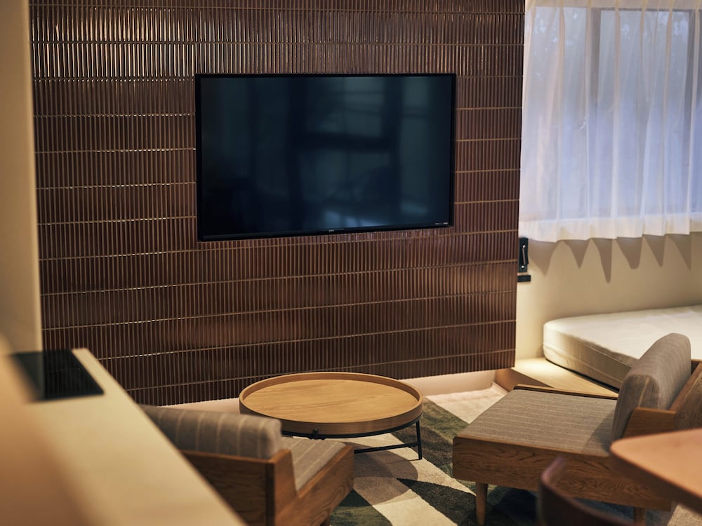 デラックス スタジオ リビング エリア1 | illi Mia Kinshicho