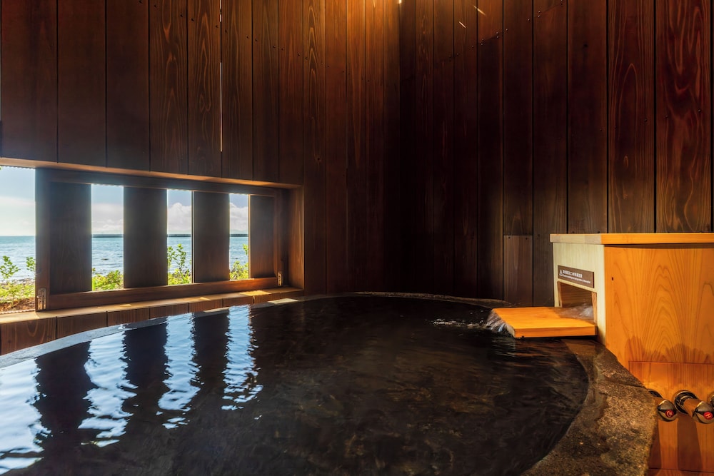 プレミアムツイン (露天風呂付) バスルーム1 | ISHINOYA 別府 / 石のや 別府