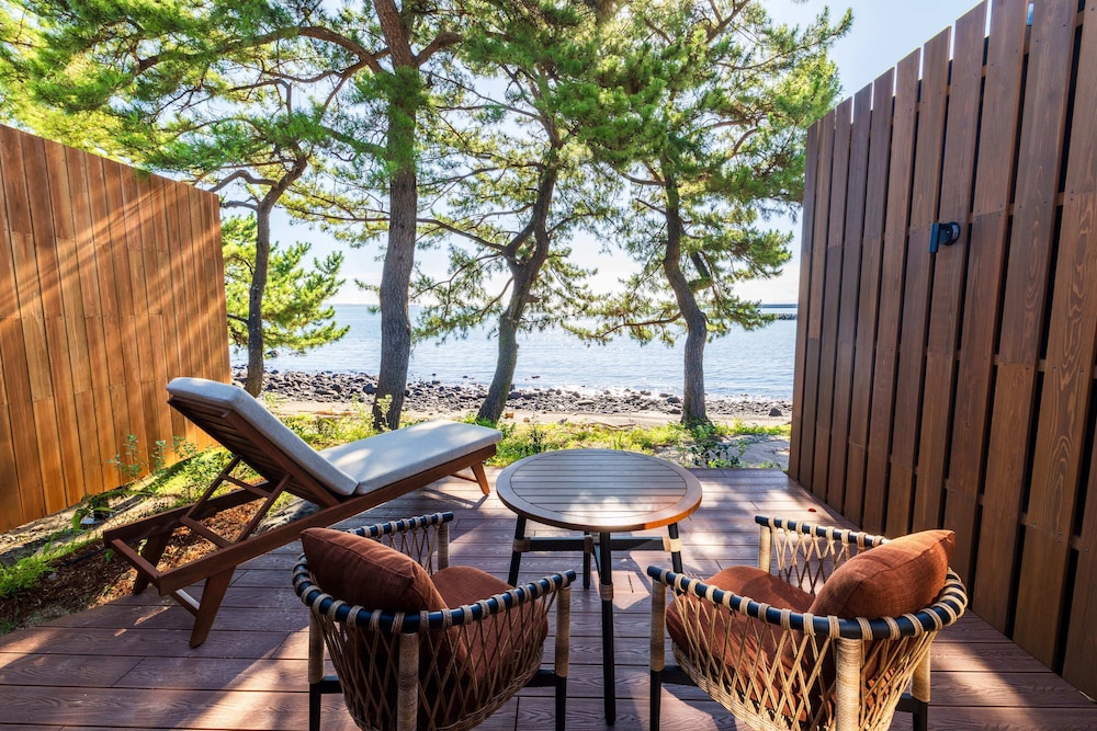 スタンダードキング 客室1 | ISHINOYA 別府 / 石のや 別府