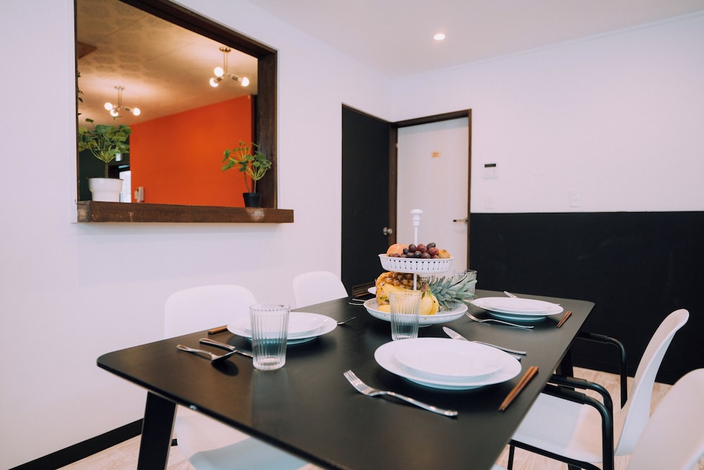 ダイニングルーム1 | 3BD Yuzawa Onsen Lodge - House B ダイニングルーム1 | 3BD Yuzawa Onsen Lodge - House B