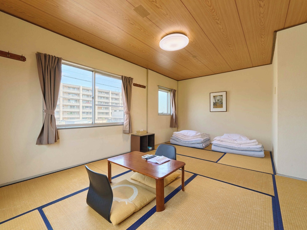 [喫煙可] 和室2名様 (バス/トイレ共用) 客室7 | Tabist ビジネスホテル寺本