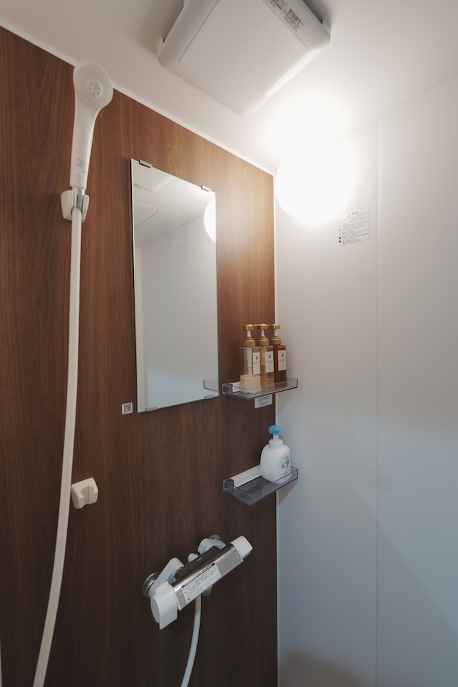 和風ハウス コートヤードビュー バスルーム1 | えにしの宿・市原