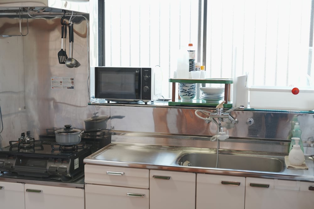 和風ハウス コートヤードビュー 専用キッチン0 | えにしの宿・市原