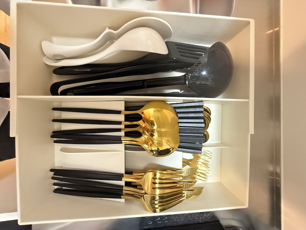 ファミリー 4 人部屋 ガーデンビュー 専用キッチン0 | Gouhou Graden hotel