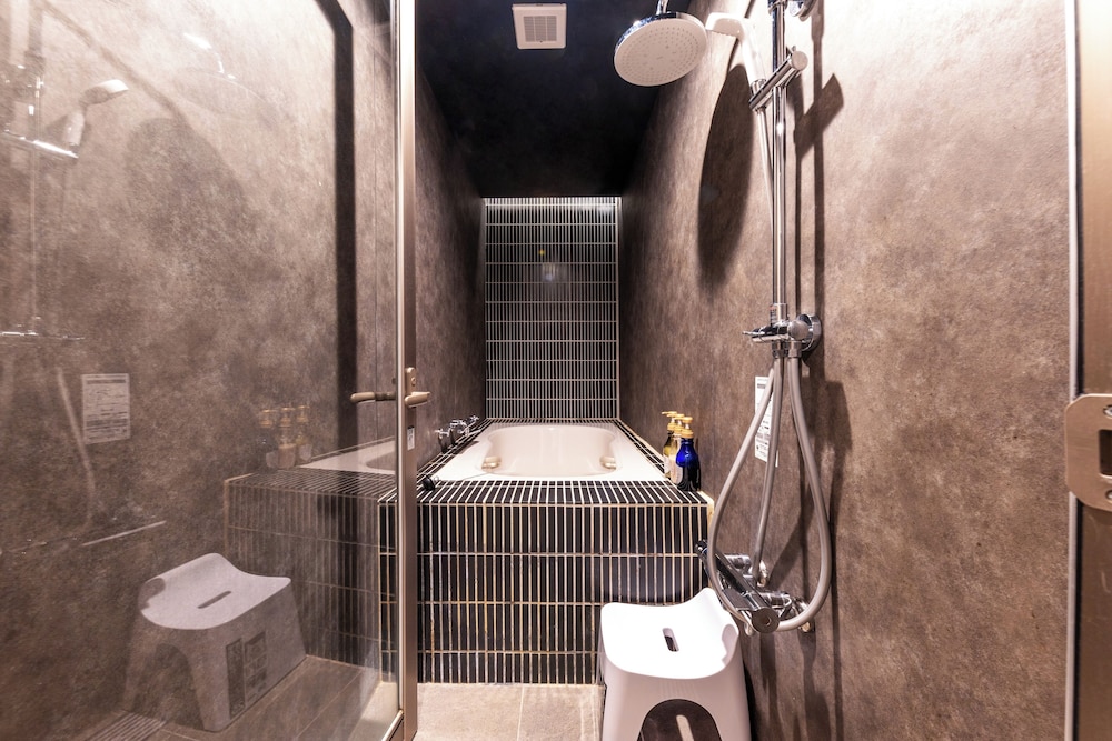 ファミリー コンドミニアム バスルーム3 | Gouhou Graden hotel