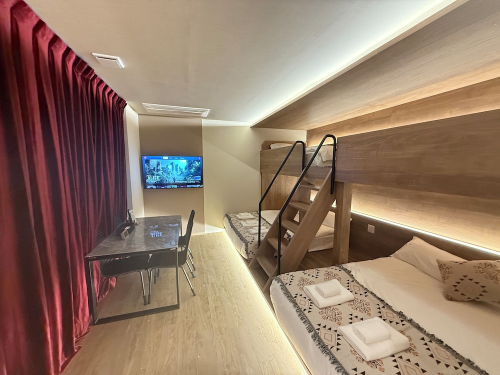 ファミリー コンドミニアム 客室3 | Gouhou Graden hotel