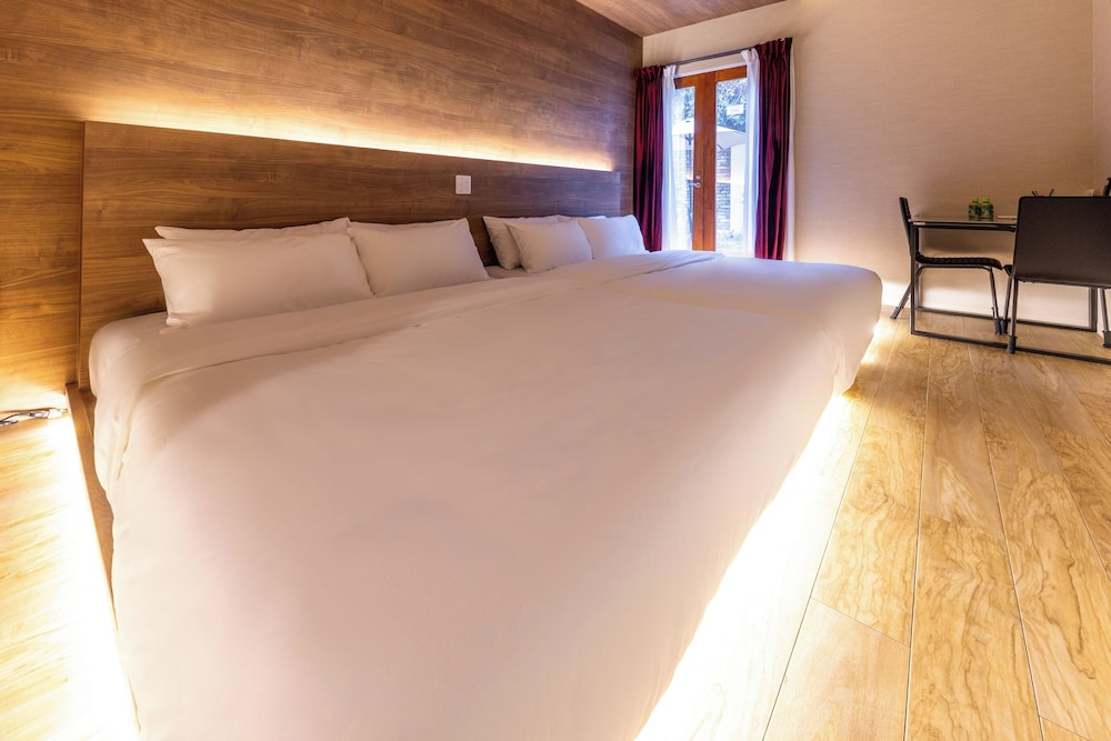 ファミリー 4 人部屋 ガーデンビュー | Gouhou Graden hotel