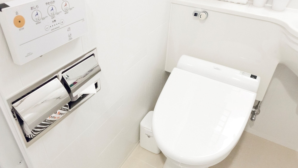 ダブルルーム 禁煙 バスルーム1 | アパホテル〈大分駅前〉