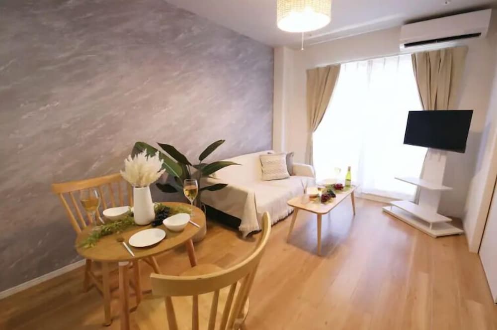 コンフォート アパートメント ベッド (複数台) 禁煙 バルコニー 201 客室内のダイニングエリア8 | フォルモント寺田町