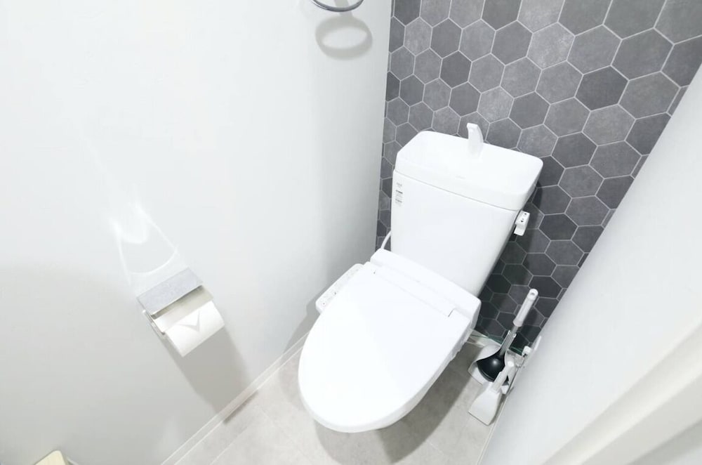 コンフォート アパートメント ベッド (複数台) 禁煙 バルコニー 203 バスルーム1 | フォルモント寺田町