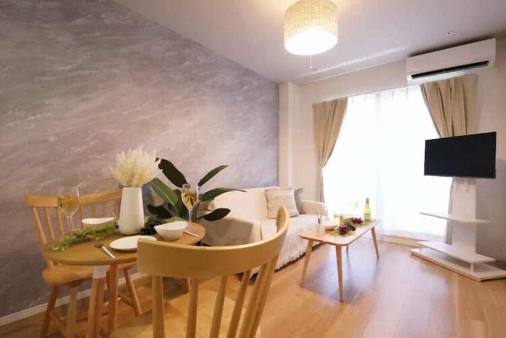 コンフォート アパートメント ベッド (複数台) 禁煙 バルコニー 201 客室内のダイニングエリア7 | フォルモント寺田町