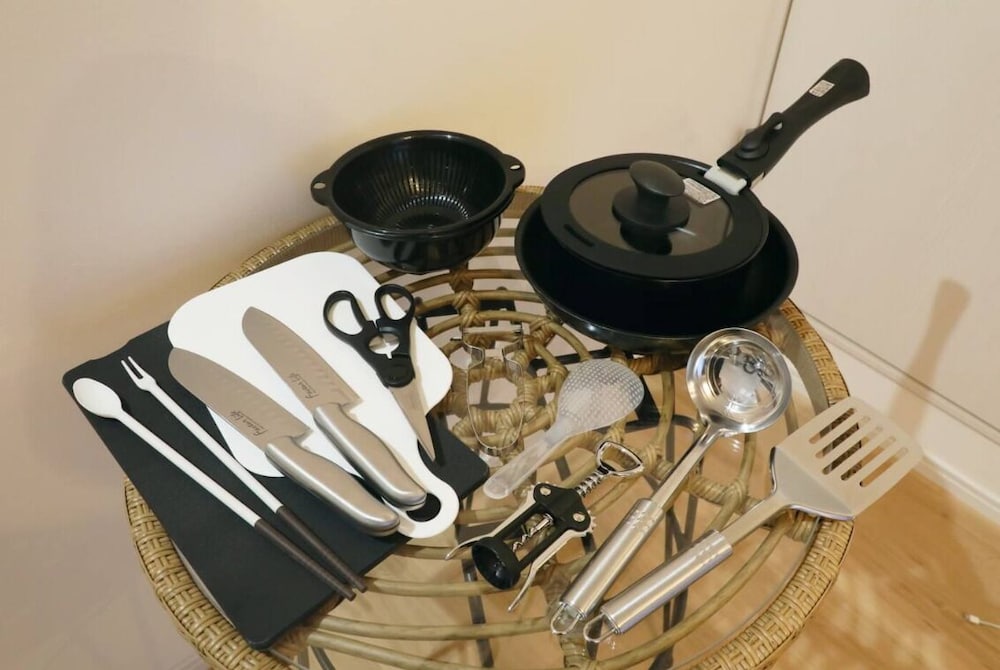 コンフォート アパートメント ベッド (複数台) 禁煙 バルコニー 202 専用キッチン2 | フォルモント寺田町