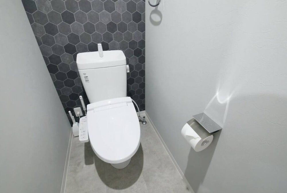 コンフォート アパートメント ベッド (複数台) 禁煙 バルコニー 202 バスルーム2 | フォルモント寺田町