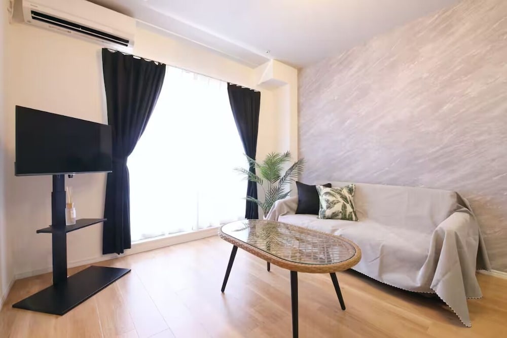 コンフォート アパートメント ベッド (複数台) 禁煙 バルコニー 202 リビング エリア11 | フォルモント寺田町