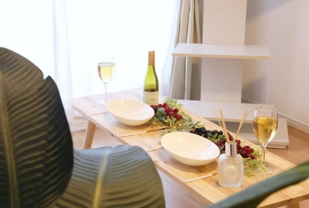 コンフォート アパートメント ベッド (複数台) 禁煙 バルコニー 201 リビング エリア9 | フォルモント寺田町