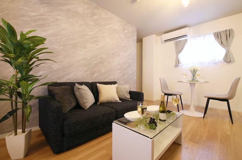 コンフォート アパートメント ベッド (複数台) 禁煙 バルコニー 203 客室内のダイニングエリア0 | フォルモント寺田町