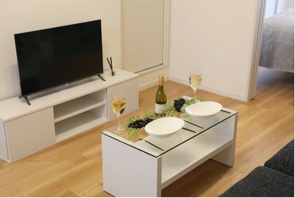 コンフォート アパートメント ベッド (複数台) 禁煙 バルコニー 203 リビング エリア5 | フォルモント寺田町