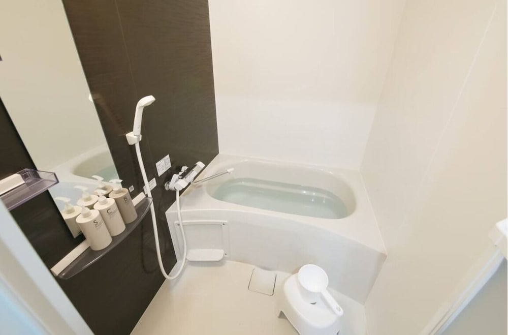 コンフォート アパートメント ベッド (複数台) 禁煙 バルコニー 202 バスルーム3 | フォルモント寺田町