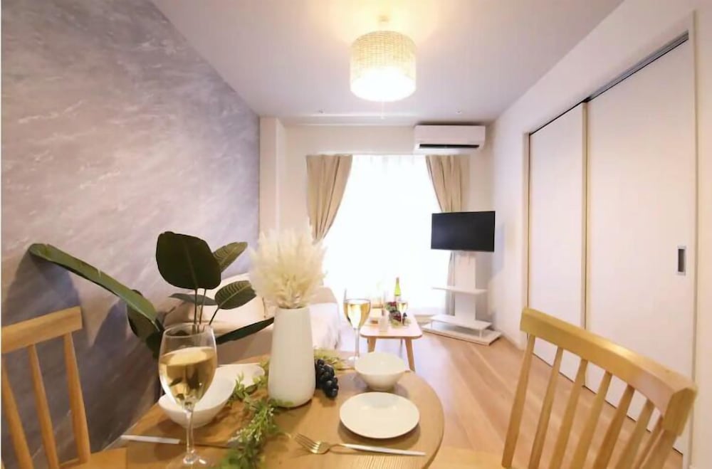 コンフォート アパートメント ベッド (複数台) 禁煙 バルコニー 201 リビング エリア11 | フォルモント寺田町