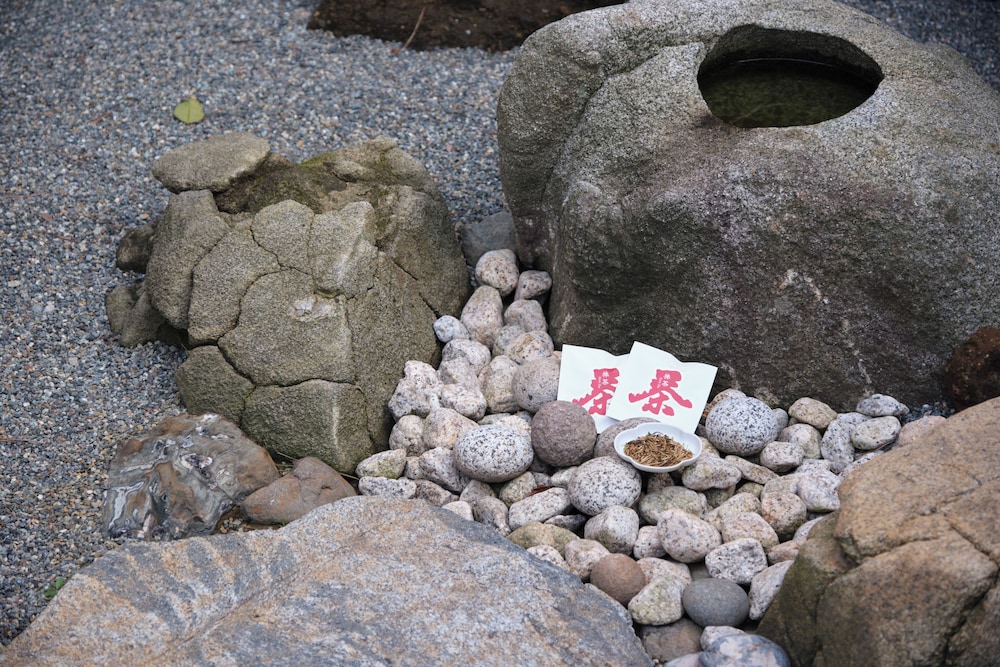 ダブルルーム ガーデンビュー 客室4 | Komado ベンガラ