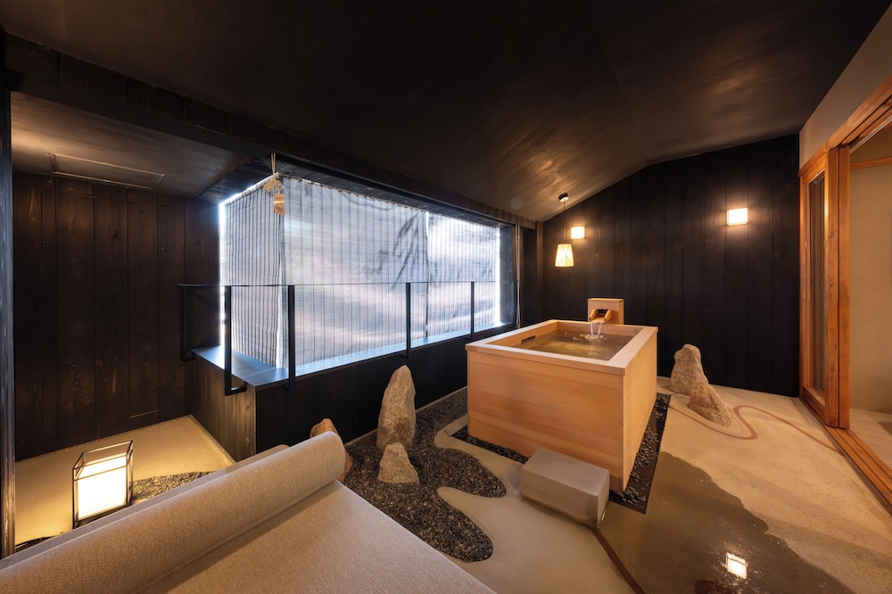 ベーシック ダブルルーム 客室1 | Nazuna 京都 西本願寺