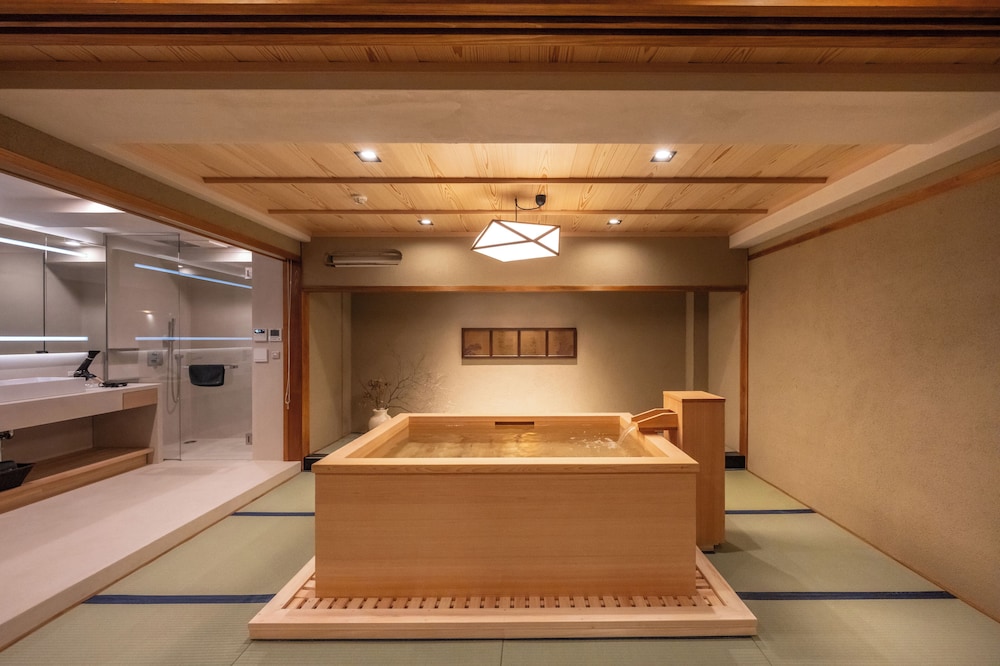 ラグジュアリー ツインルーム | Nazuna 京都 西本願寺