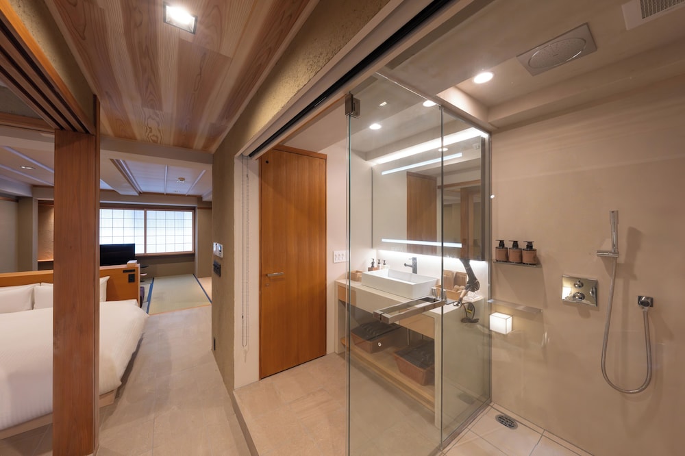 ベーシック ダブルルーム 客室5 | Nazuna 京都 西本願寺