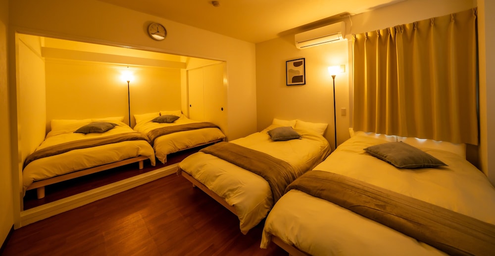 ファミリールーム(専用バス・トイレ付)禁煙 客室1 | Casa G.S. 大阪港