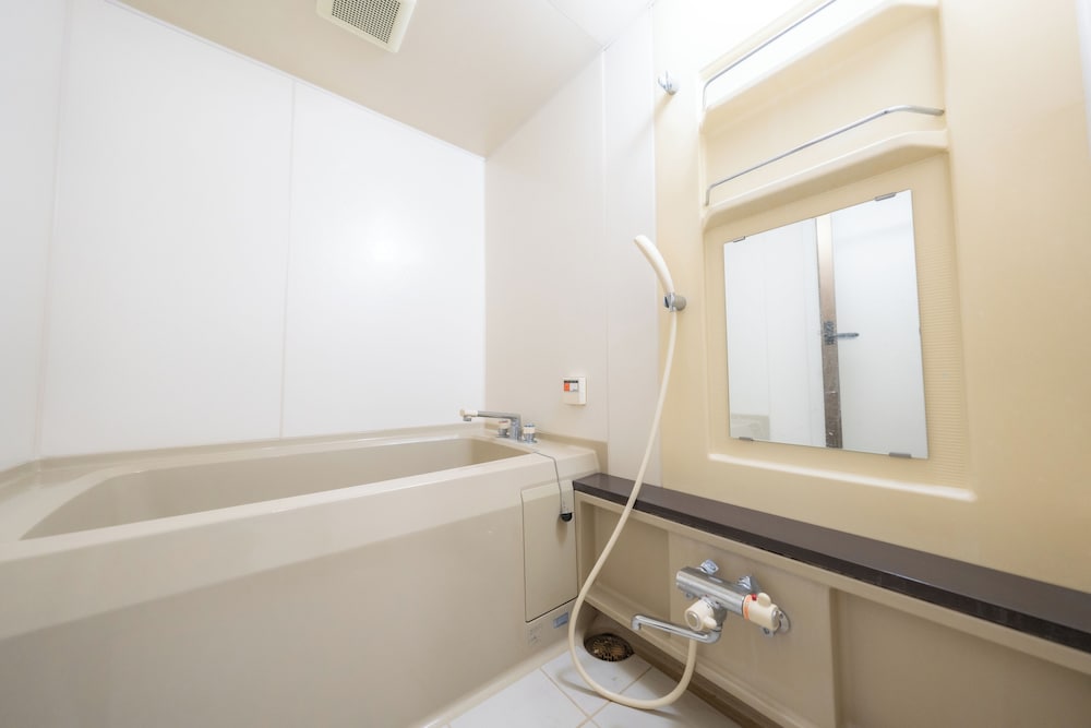 デラックス ファミリールーム(専用バス・トイレ付)禁煙 客室6 | Casa G.S. 大阪港