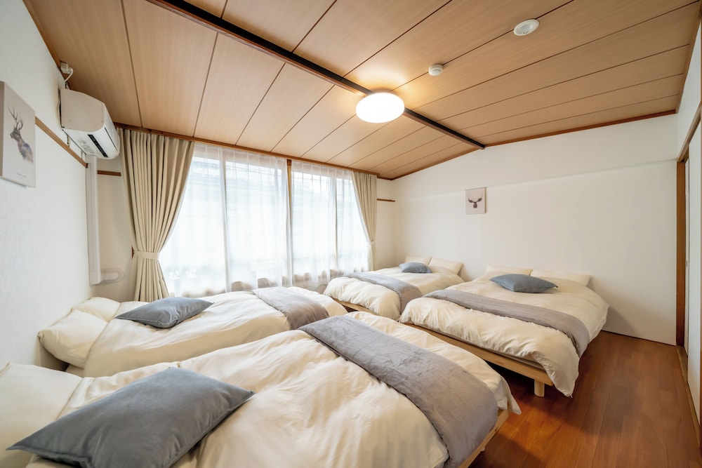 スタンダード ファミリールーム(客室内バスなし・トイレあり)禁煙 客室2 | Casa G.S. 大阪港