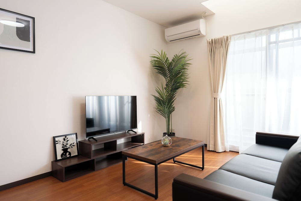 デラックス ファミリールーム(専用バス・トイレ付)禁煙 | Casa G.S. 大阪港