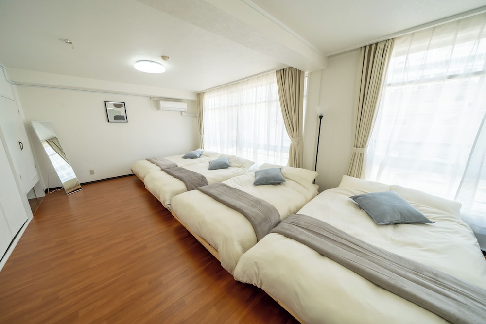 ファミリールーム(客室内バスなし・トイレあり)禁煙 | Casa G.S. 大阪港