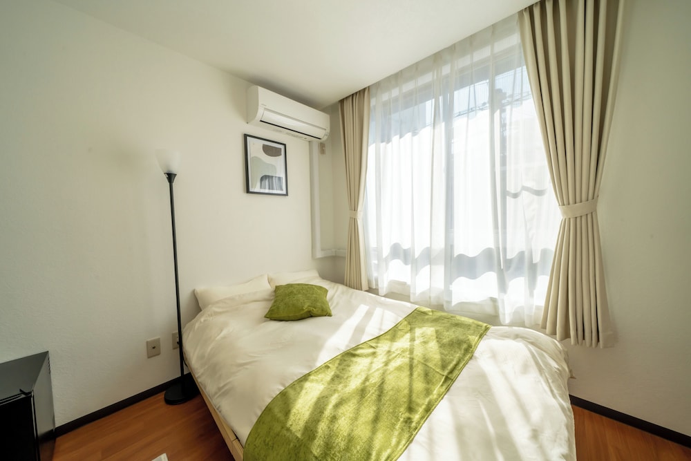 ダブルルーム(専用バス・トイレ付)禁煙 | Casa G.S. 大阪港