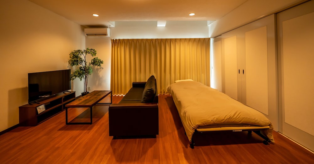 デラックス ファミリールーム(専用バス・トイレ付)禁煙 客室5 | Casa G.S. 大阪港